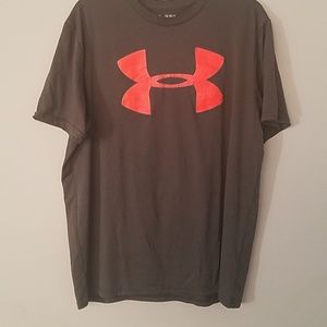 UA Tee Army green
